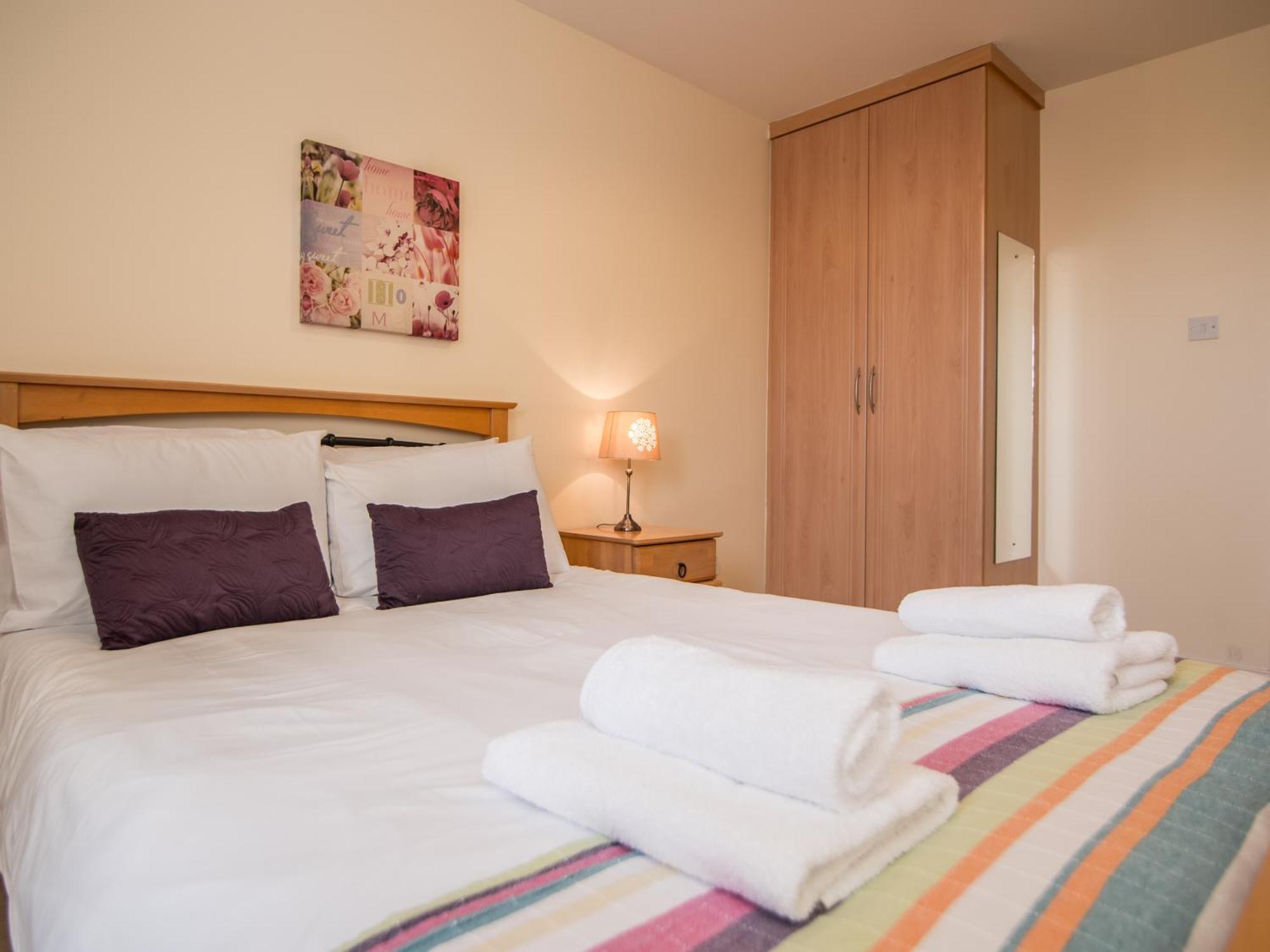 Donegan Court Aparthotel Galway Exteriér fotografie