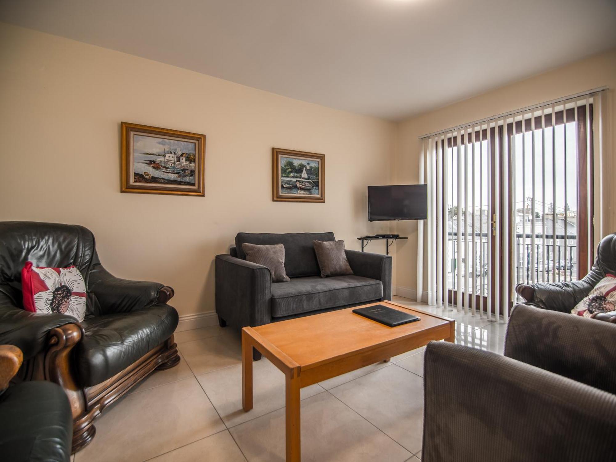 Donegan Court Aparthotel Galway Exteriér fotografie