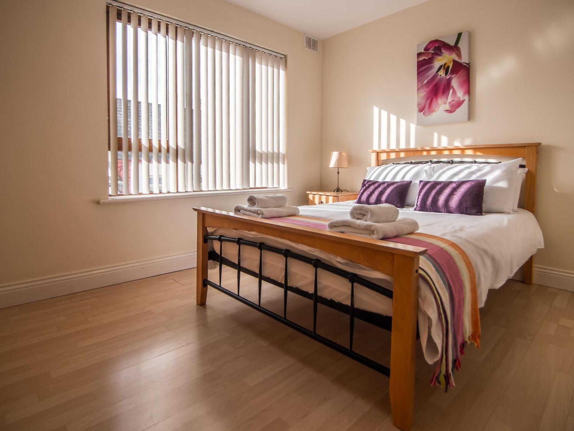 Donegan Court Aparthotel Galway Exteriér fotografie