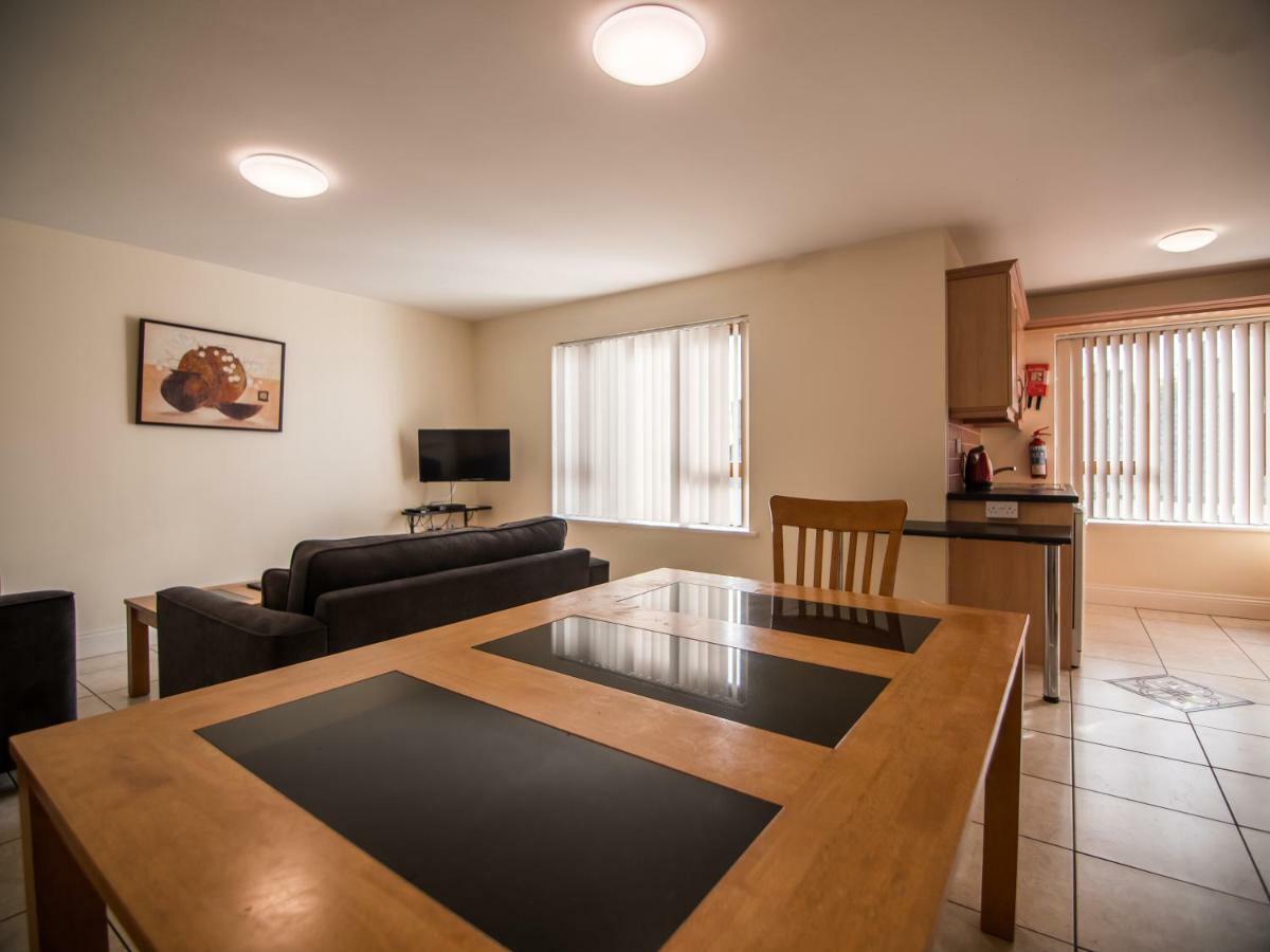 Donegan Court Aparthotel Galway Exteriér fotografie