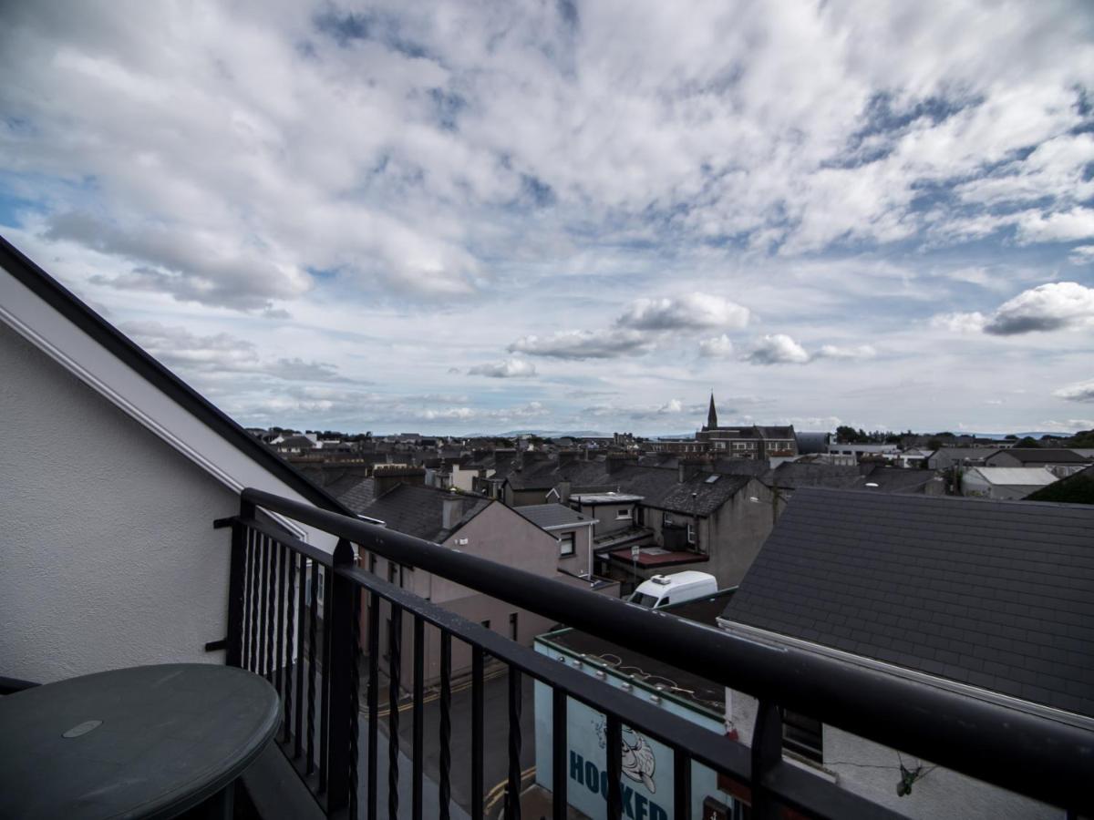 Donegan Court Aparthotel Galway Exteriér fotografie